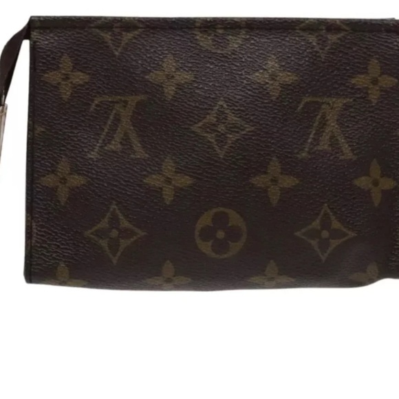 LOUIS Vuitton Monogram Pochette Toilettry Canvas Pouch in Excellent Condition - Picture 1 of 16